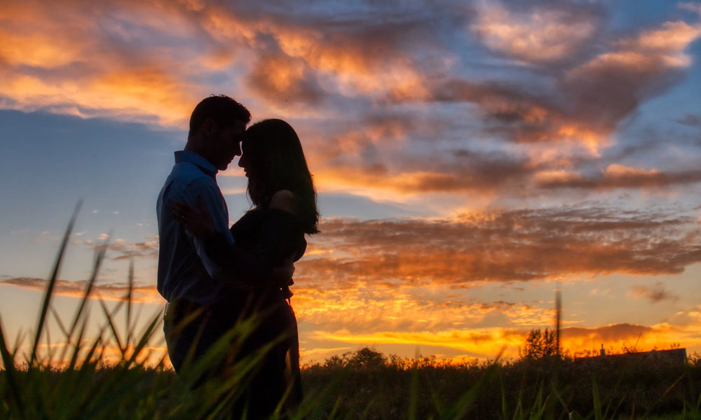 Alasan Penting Mengetahui Latar Belakang Pasangan